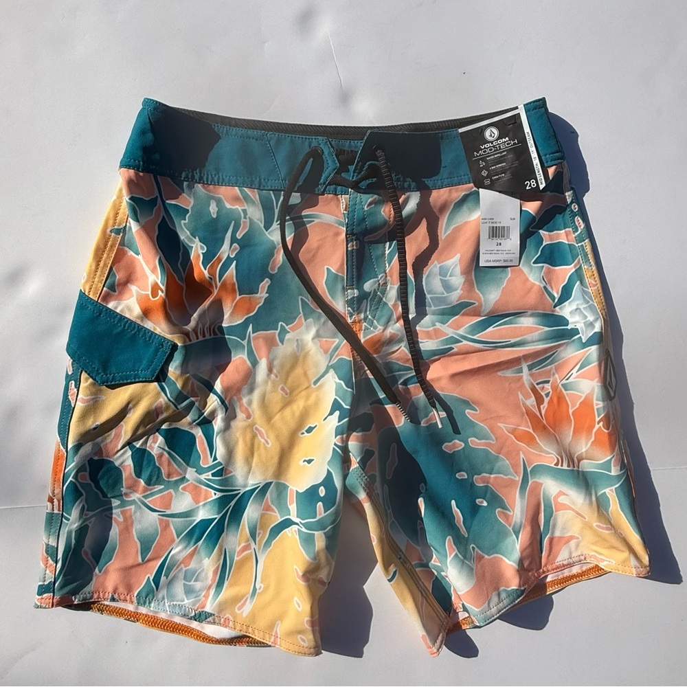 Volcom Multicolor Tropical Hybrid Shorts